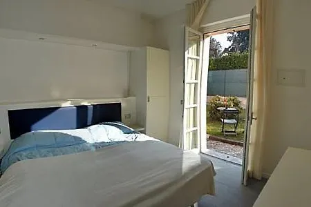Sleeps 3 Pool Wifi Meina