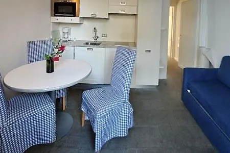 Sleeps 3 Pool Wifi