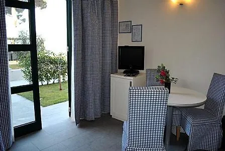 Sleeps 3 Pool Wifi Lejlighed *